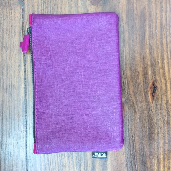 ⭐ 3/$12⭐ Ipsy Bags - Picture 9 of 9